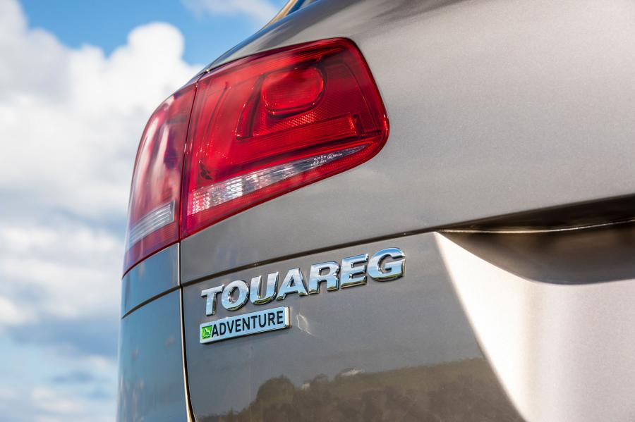 Логотип Volkswagen Touareg V6 TDI Adventure 2017 года  (AU) (фото 8 из 33)